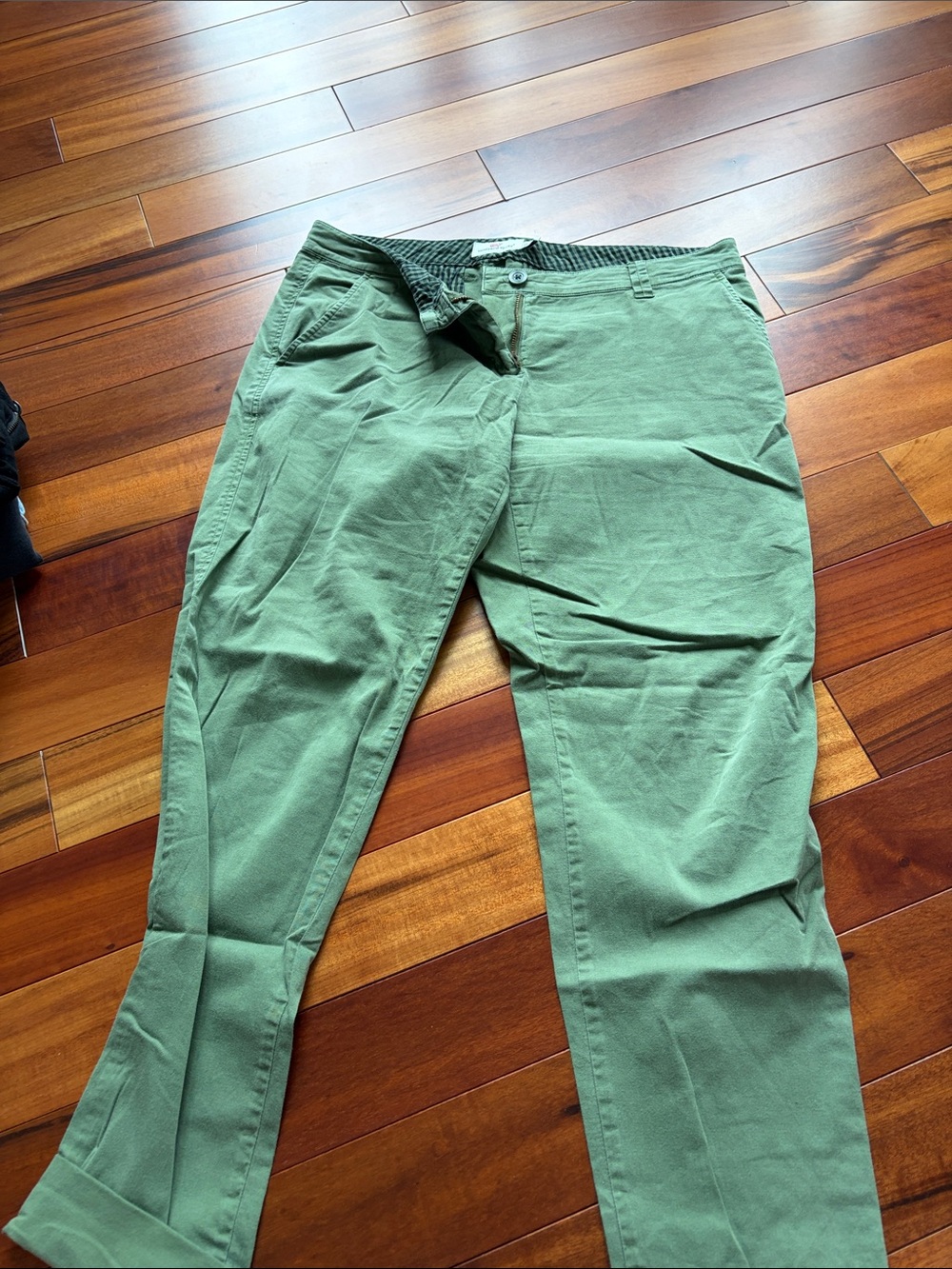 Vineyard vines Women’s Green Chino Pants